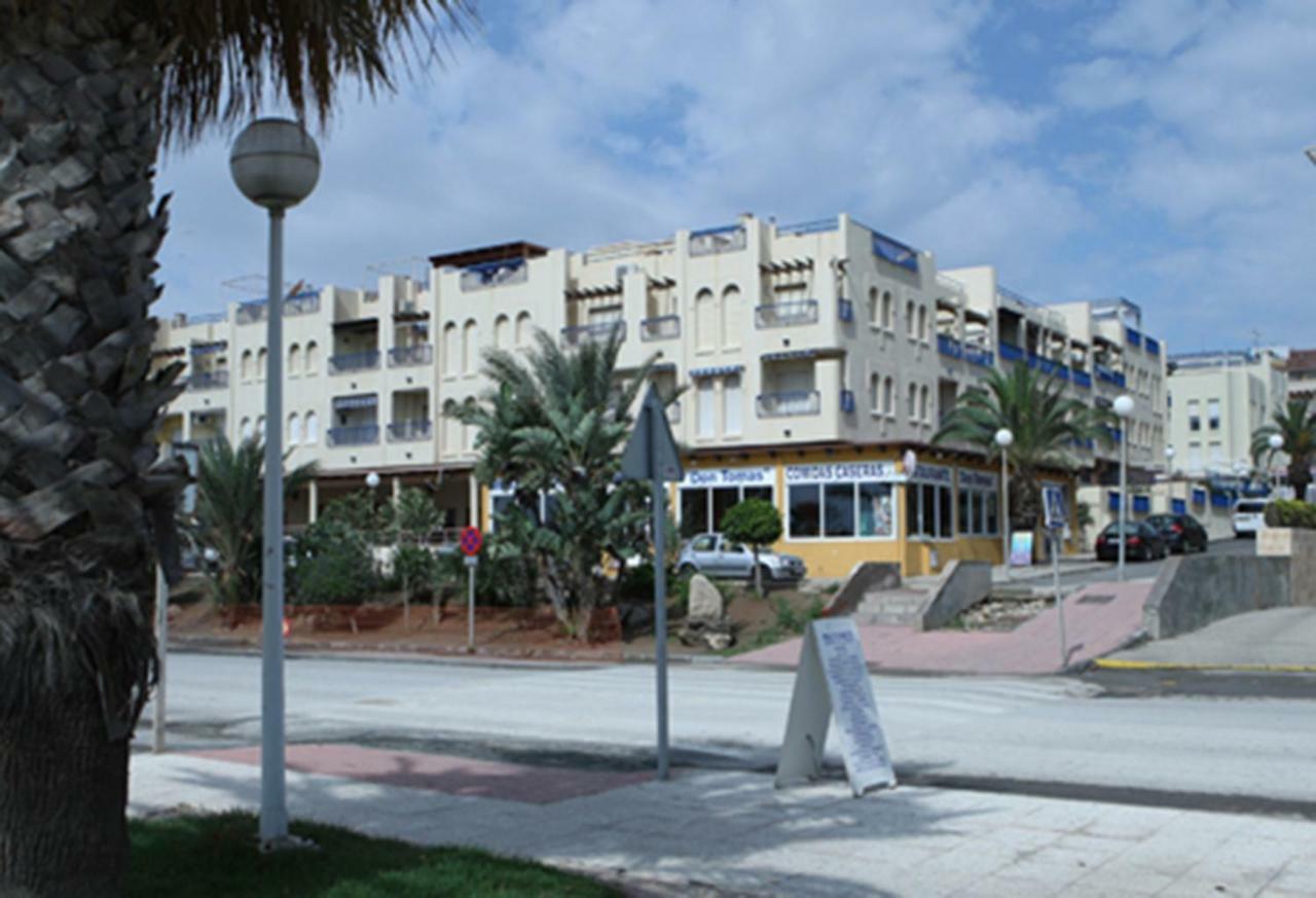 Azucena Apartment การ์รูคา ภายนอก รูปภาพ